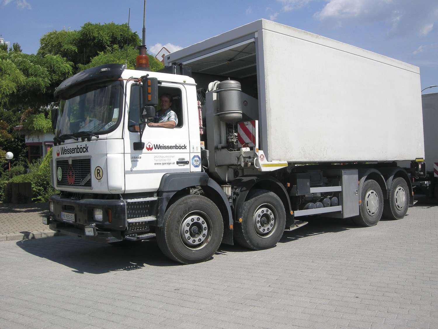 Weissenböck Fertiggarage